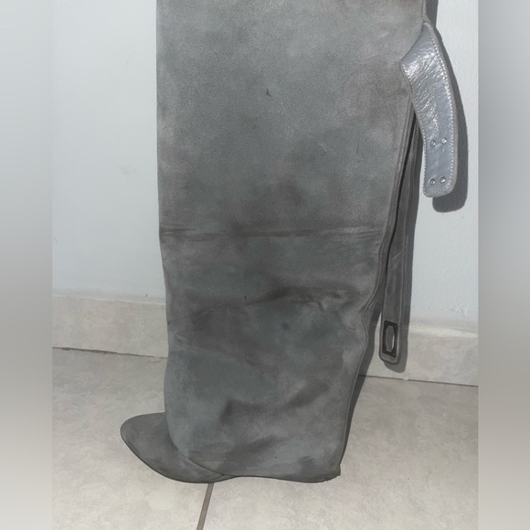 Shark Lock Boot - Picture 7 of 15